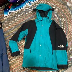 The North Face 1994 Retro Mountain FutureLight Jacket M